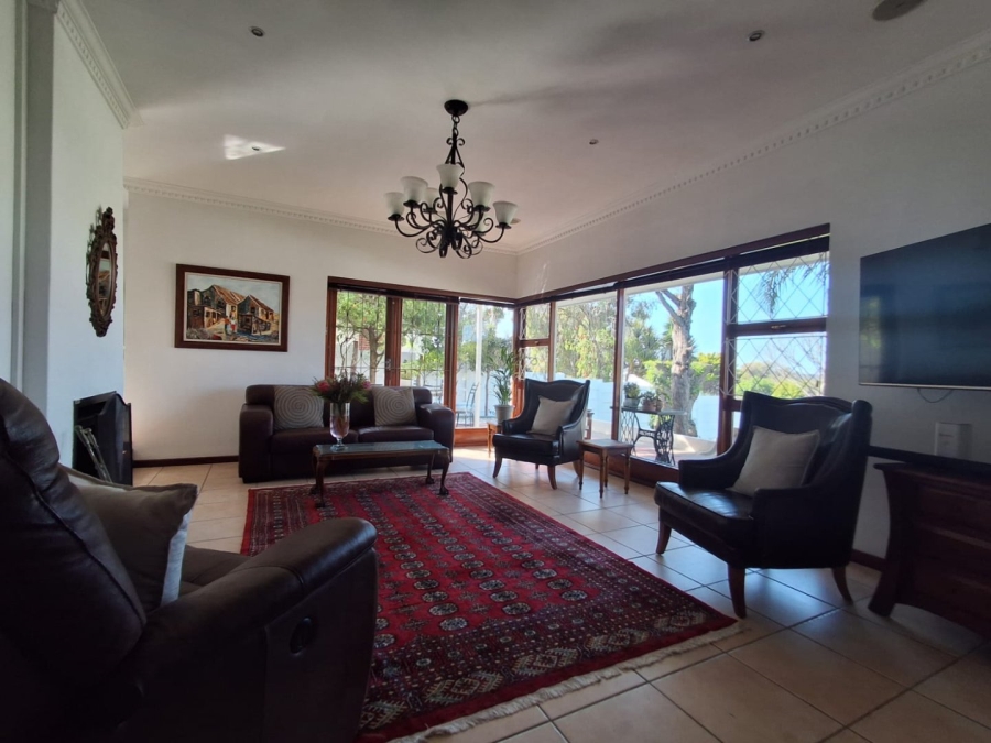 3 Bedroom Property for Sale in Mangold Park Eastern Cape